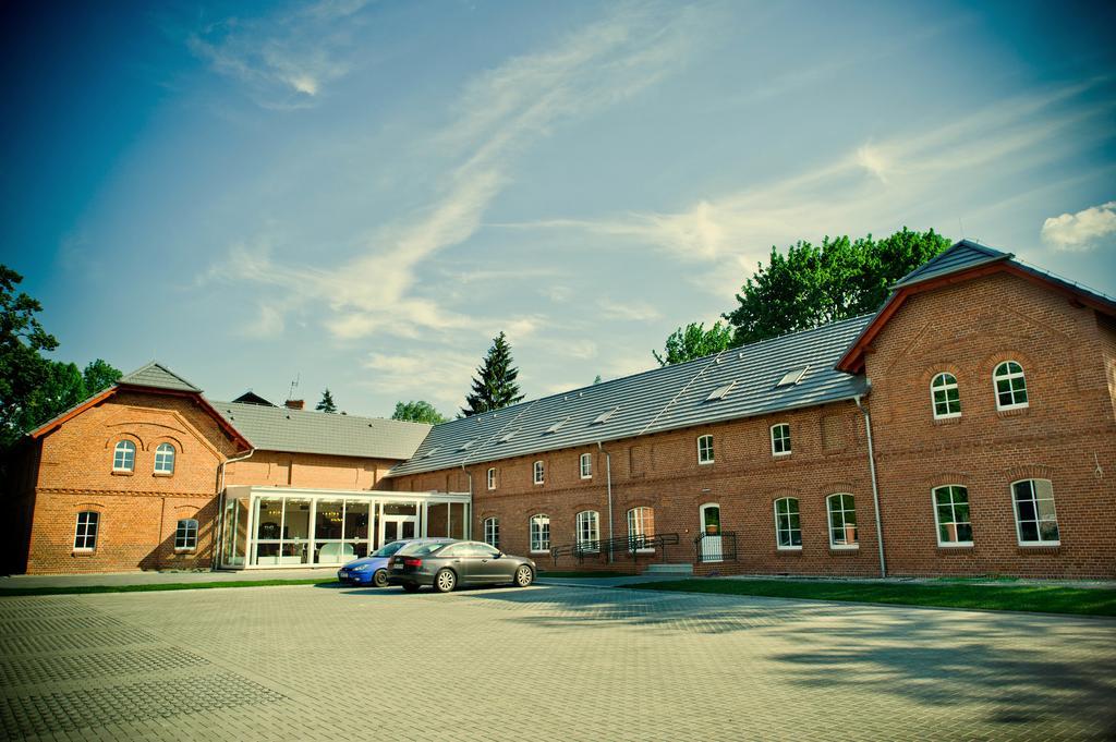 Hotel Hugo Business & Spa Kedzierzyn-Kozle Exterior photo